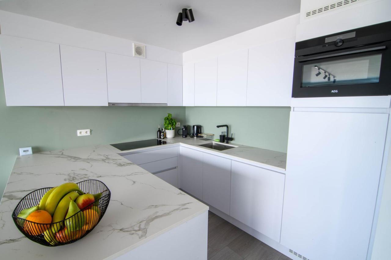 Premium Holidays - New Modern Apartment Oostkant With Seaview At Westende Middelkerke Exteriör bild