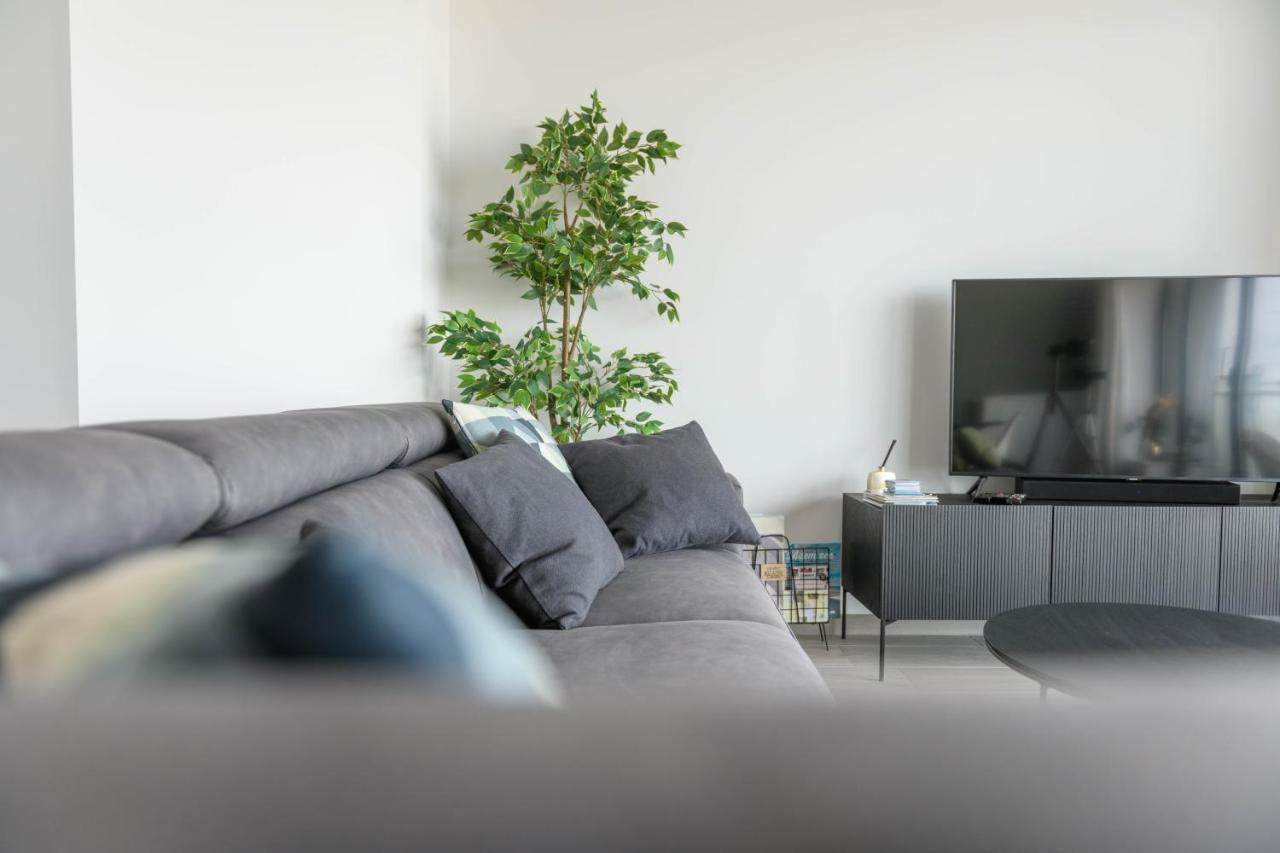 Premium Holidays - New Modern Apartment Oostkant With Seaview At Westende Middelkerke Exteriör bild